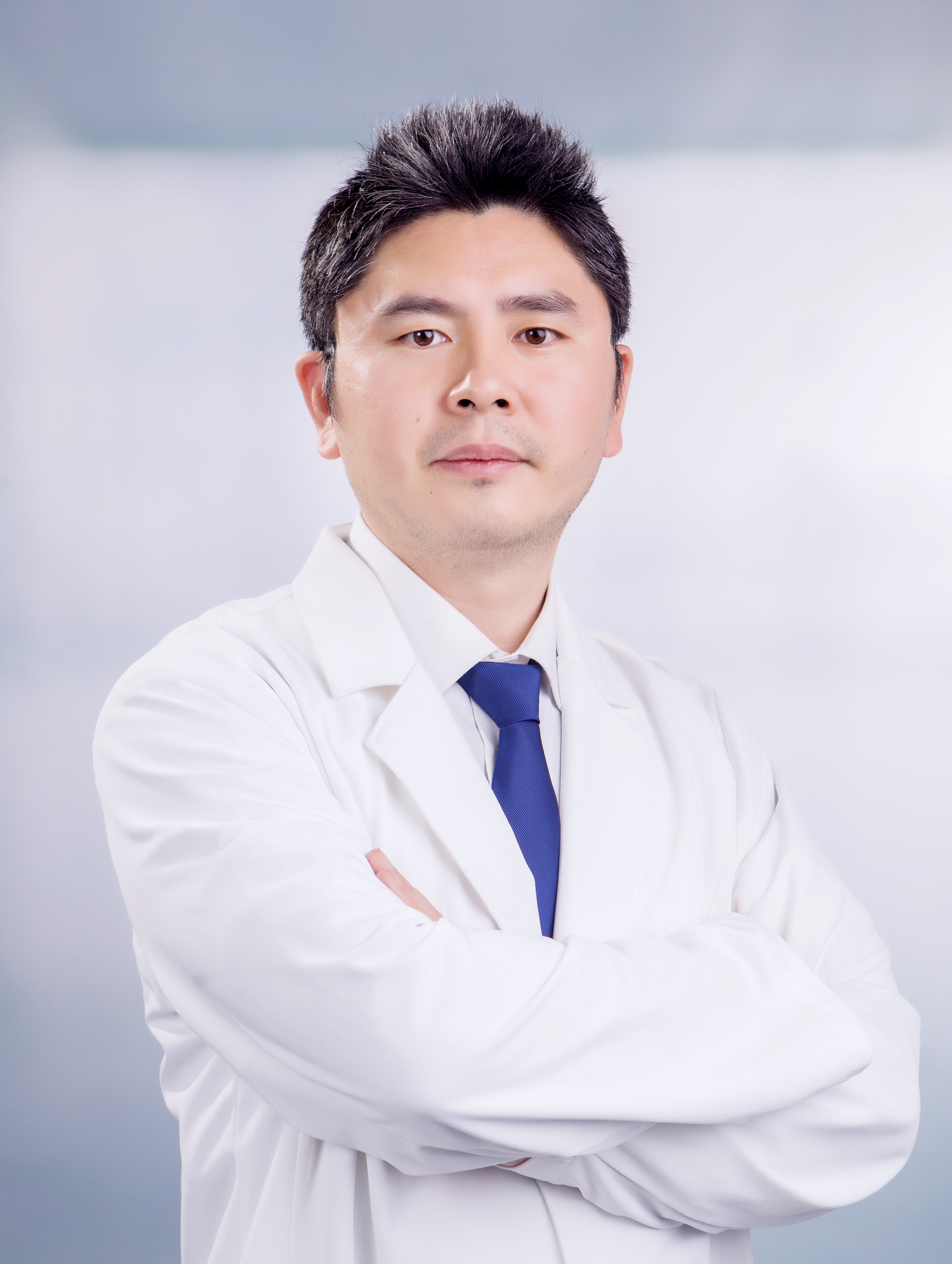 李勇