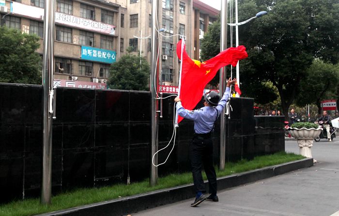 升旗仪式——我院为祖国母亲庆生