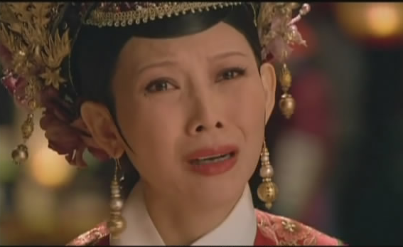 少妇车上生女孩,心情郁闷引发大出血