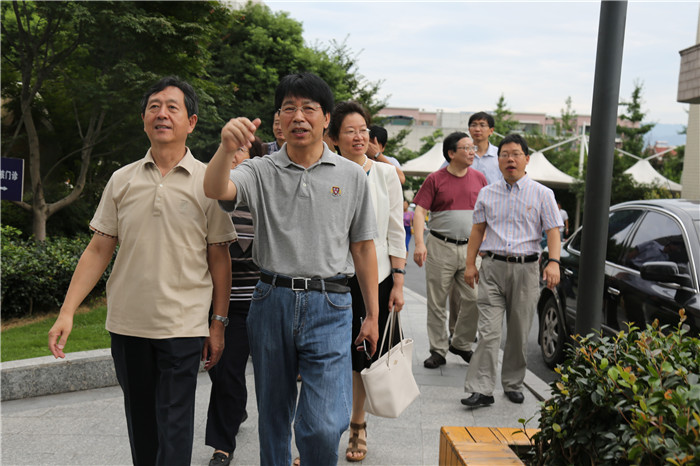 陈啸宏会长充分肯定我院文化建设