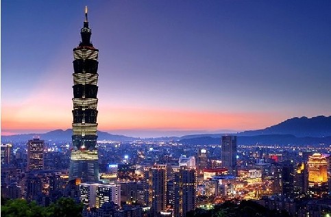 他为啥一连三次从台湾到东阳来给医生发奖?